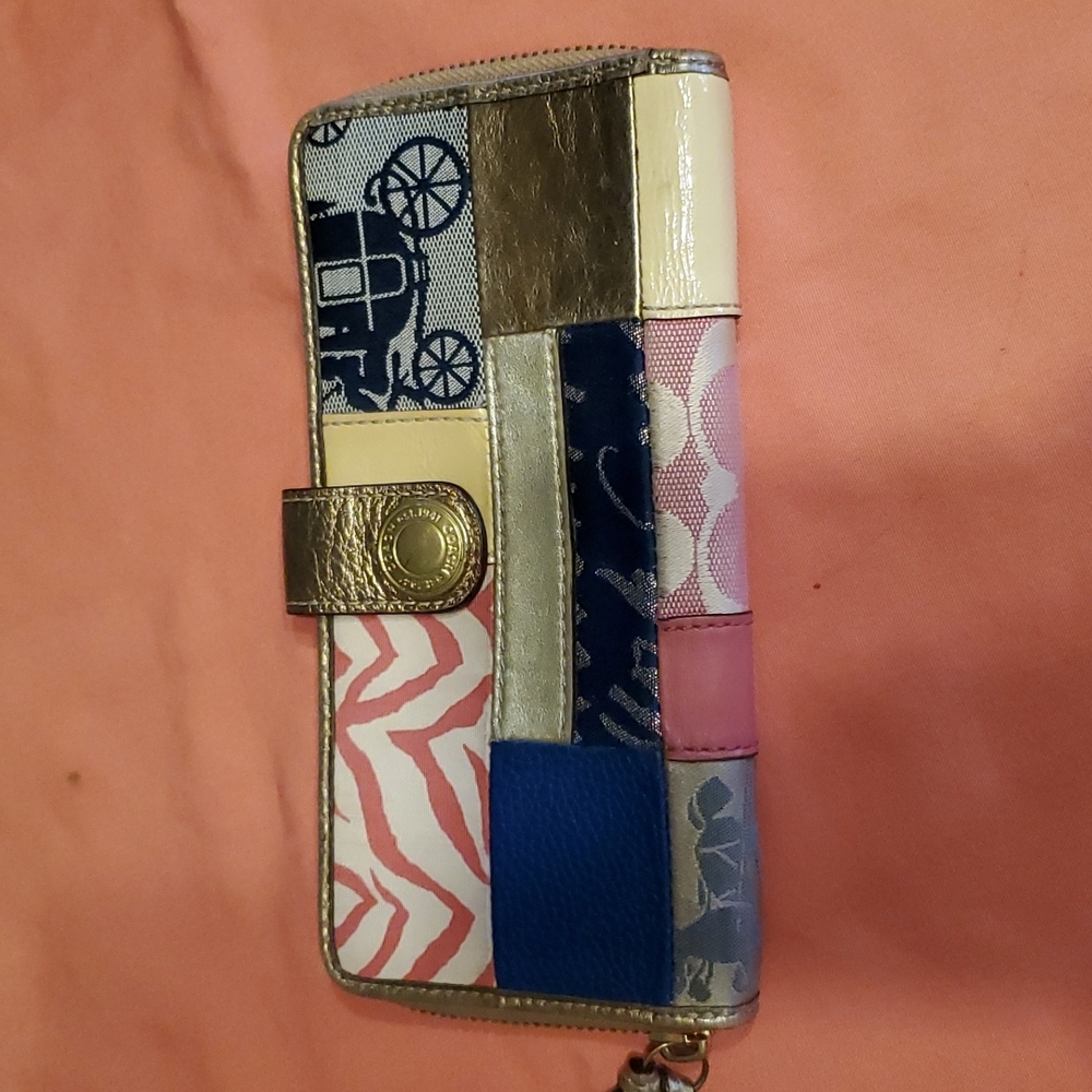 Coach Women's Wallet Excellent Condition Like New